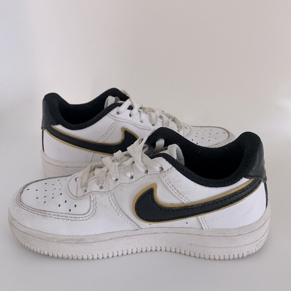 Nike Air Force 1 Kids Sneakers - Picture 7 of 7